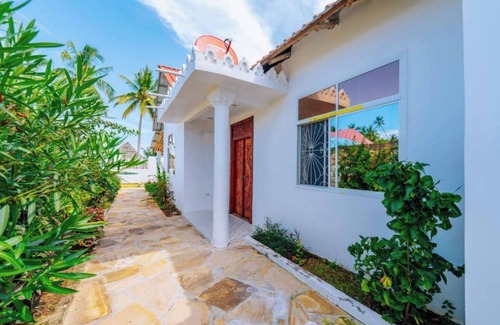 Pongwe House | Superior Double Room