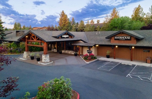 Orchard District Apartment | Superior Queen Suite w/Surrounding Nature Trails!