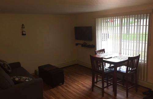 Marquette Apartment | Superior sail suite
