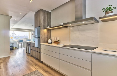 Victoria and Alfred Waterfront Apartment | Superior Three Bedroom Apartment