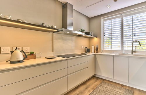 Victoria and Alfred Waterfront Apartment | Superior Three Bedroom Apartment