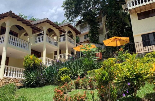San Gil Hotel | Superior Triple con Balcon