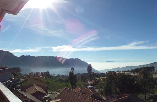 Tengger Caldera Bed & Breakfast | Superior Twin at Lava Lodge