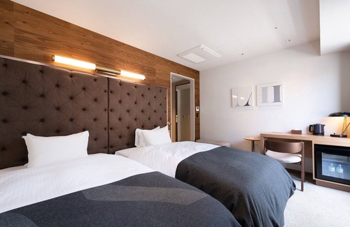 Sapporo City Centre Hotel | Superior Twin City View Train Street Room Only/Sapporo Hokkaidō