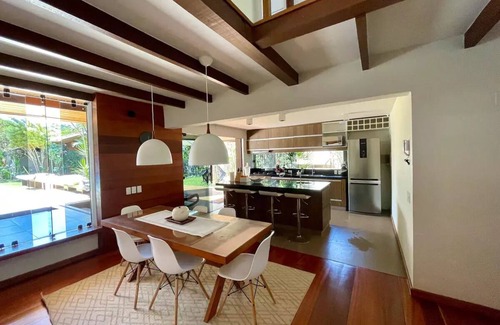 Arraial d'Ajuda House | Superlux House w/Private Pool 150mts from the beach!