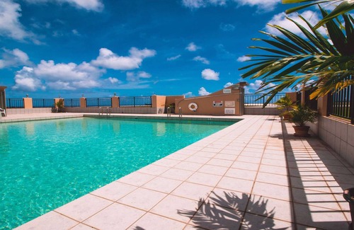 Barrigada Hotel | SureStay Hotel by Best Western Guam Airport South
