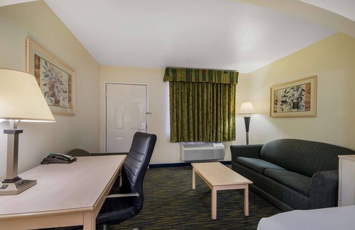 Falfurrias Hotel | SureStay Hotel by Best Western Falfurrias