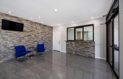 Spring Hotel | SureStay Hotel by Best Western Spring North Houston