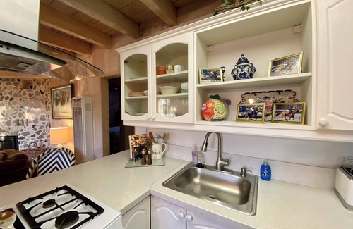 Del Mar House | Surf, Stay & Play Del Mar Beach - 200 ft from Beach