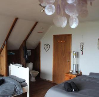 Wavecrest House | Surf Stoke Cottage