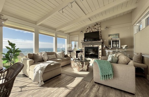 Sereno del Mar House | Surfscape Beach House