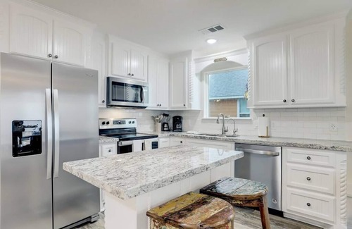 Surfside Beach House | 🌴Surfside Paradise #6-Amazing views, lift, EV chg🌴