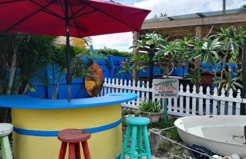 Greenacres Apartment | Susan and Ledif's Tropical Hideaway
