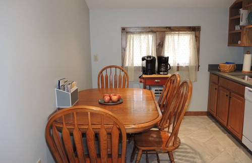 Cooperstown Apartment | Susquehanna House - Renovated apartment in Cooperstown Village - walk to Main St