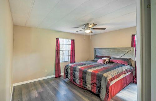 Branford House | Suwannee Riverfront Home Grill, Near Springs