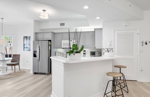 Redevelopment Area Condo | SW FLORIDA HIDEAWAY.LIVE, LOVE, LAUGH, REPEAT !