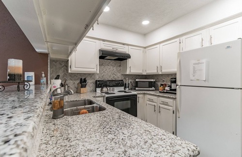 Greater Fondren Southwest House | "SW Houston Eclectic Living" Long Stays Welcome!