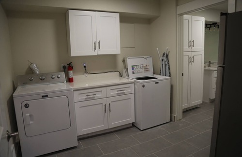 Garden City House | Swan Creek Haven - pickleball court! 2mi from Marina! n7 bed 4 bath sleep 32