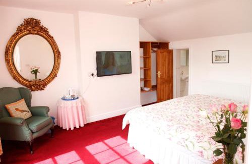 Hillingdon House | Swan Guest House LONDON - HEATHROW