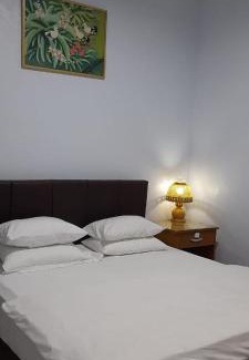 Labuhan Pandan Hotel | Swan Homestay