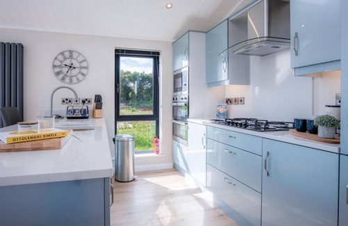 Penally Apartment | Swanlake Lodge - 3 Bedroom Holiday Home - Penally