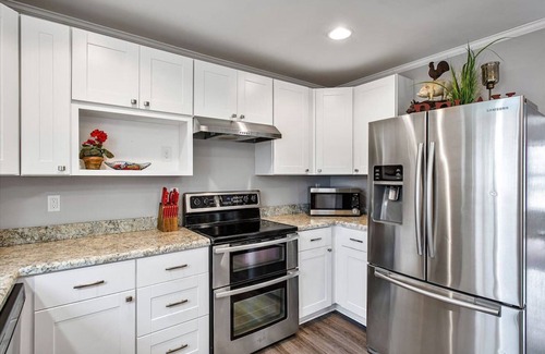 Ashland Apartment | Swannee, 8 Swannee Court