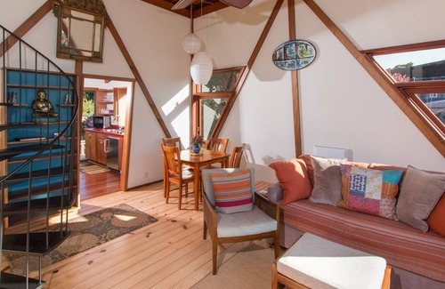 Mendocino Apartment | Sweeping ocean views nestled in exquisite private garden