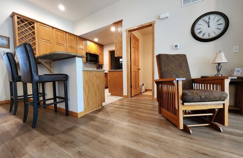 Estes Park Condo | Sweet Bliss- Updated Townhome near Rocky Mountain National Park