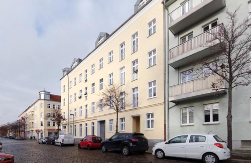 Rummelsburg Apartment | Sweet Central Tiny Apartment for 4 People