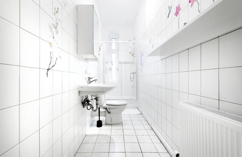 Rummelsburg Apartment | Sweet Central Tiny Apartment for 4 People