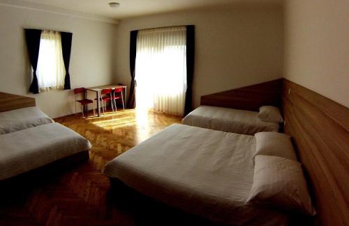 Postojna Bed & Breakfast | Sweet Dreams Rooms and Apartments Postojna