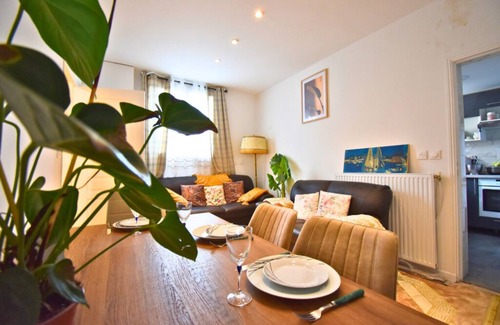 Goussainville Apartment | Sweet Escape Goussainville