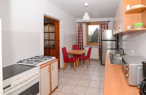Cieszyn House | Sweet family home with garden