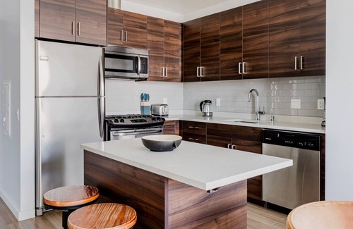 Civic Center Apartment | Sweet Hayes Valley 1BR w/Spa, Pool, & Fitness Center