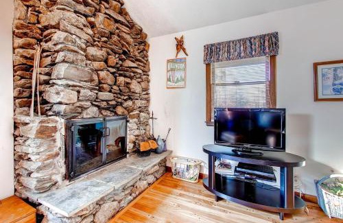 Pittsfield House | Sweet Life Brought to you by GetAway Vacations