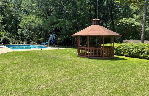Fultondale House | Sweet Peace Away From Home