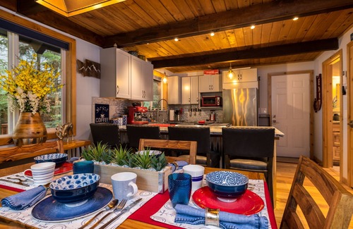 Glacier Cabin | Sweet Romantic Cabin, private hot tub. Perfect for a couples getaway.