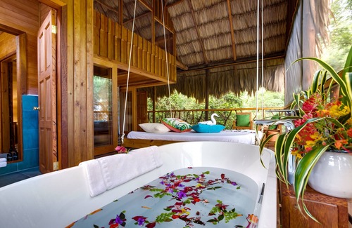 Negroman Cabin | Sweet Songs Jungle Lodge, a Muy’Ono Resort