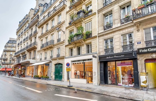 Les Halles Apartment | Sweett | Etienne Marcel