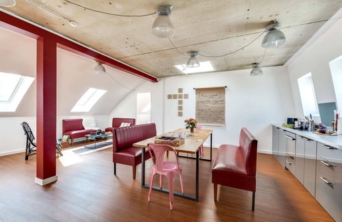 Quartier Saint-Georges Apartment | Sweett | Milan VI - Four Bedroom Apartment, Sleeps 10