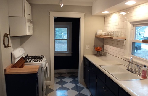 Ludington Cottage | Sweetwater Cottage is a well curated cottage a block away from Hamlin Lake