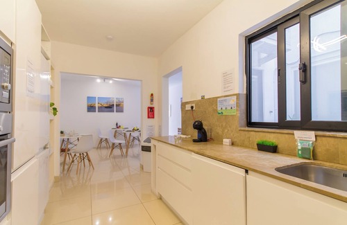 St. Andrew's Hotel | SwieqiStay room2 private bath - Paceville