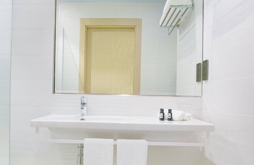 Azaiba Hotel | Swiss-Belinn Airport Muscat