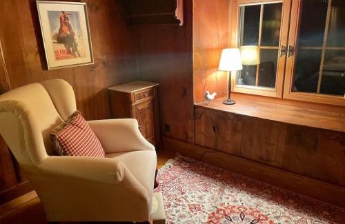 Trin Apartment | Swiss chalet near Flims