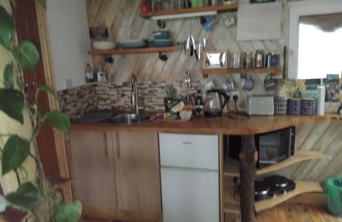 Llanelli Apartment | Swiss valley retreat cabin , hot tub and therapies