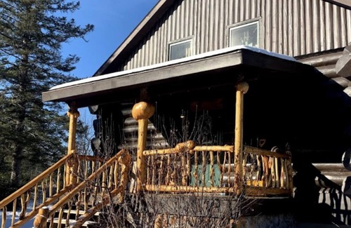 Ely Cabin | SXS, ATV, Snowmobile Heaven with Class!