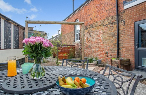 Scunthorpe House | Sycamore Corner Chapel