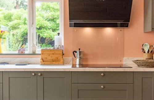 Staple House | Sycamores - Fabulous family home with huge garden