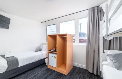 Hamilton Hotel | Sydney Junction Hotel