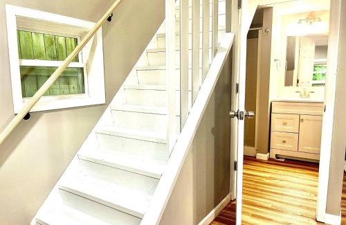 Syracuse House | Syracuse Vacation Rental free Parking,near SU,town